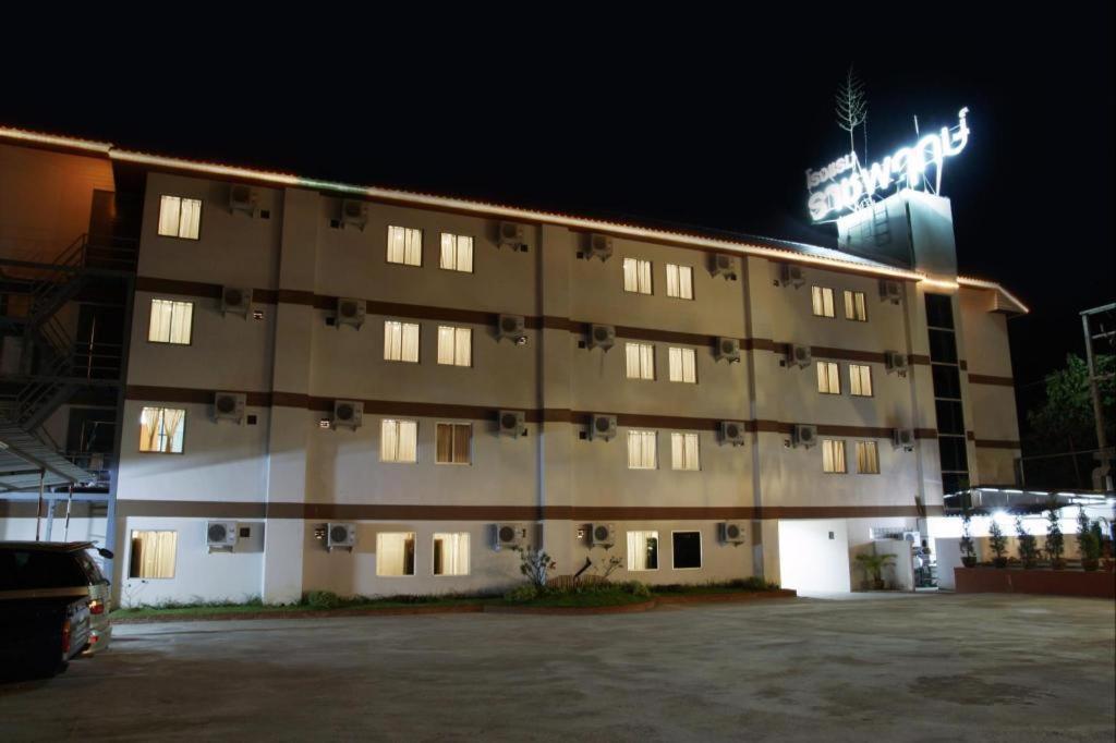 Ratchaphruek 2007 Hotel Chom Thong Ngoại thất bức ảnh
