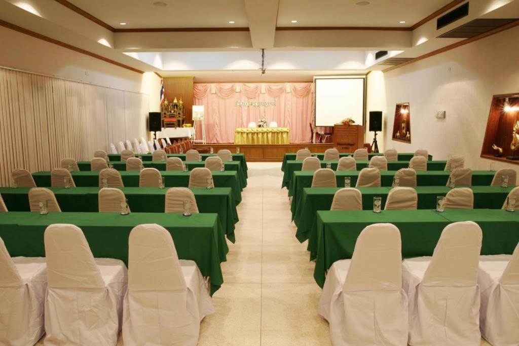 Ratchaphruek 2007 Hotel Chom Thong Ngoại thất bức ảnh